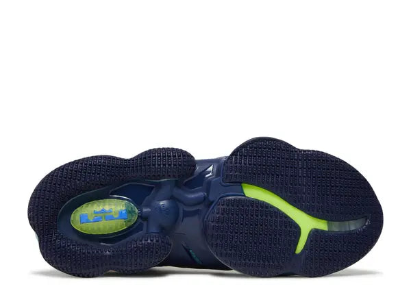 Nike LeBron 19 - Fast Food - (Dutch Blue ó Blackened Blue colorway)